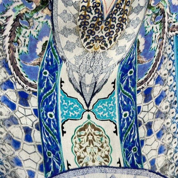 Camilla round neck kaftan - Picture 8 of 8